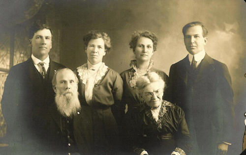 William and Hattie Soden and family