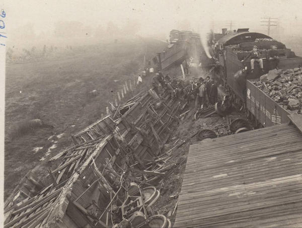 Railroad wreck near Oregon